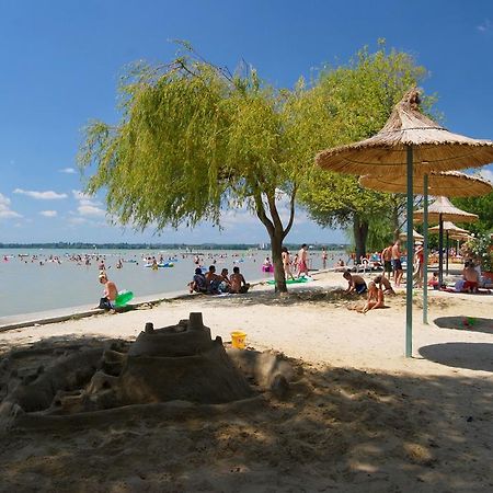 Frankie Holiday Apartment I. Balatongyörök エクステリア 写真